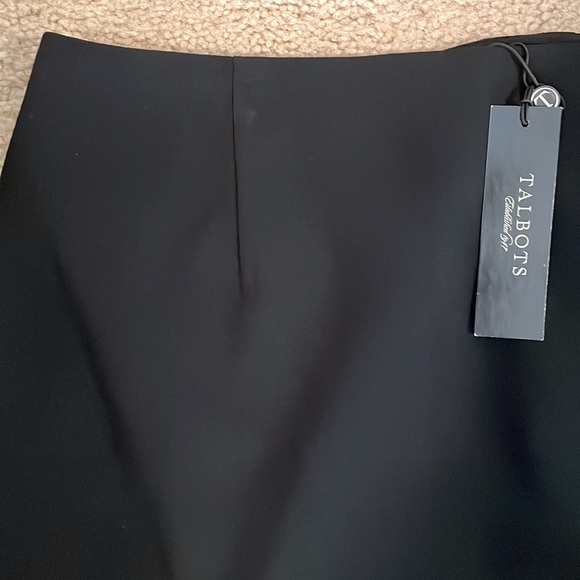 TALBOTS NWT PENCIL SKIRT. - Picture 2 of 12